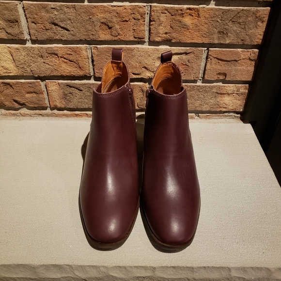 Lucky Brand Women's Debruh Bootie Ankle Boot Size 8.5 - Picture 6 of 11